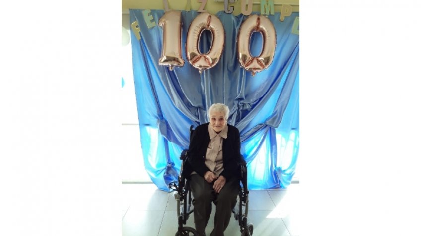 ¡Felices 100 años, Idolina Elvira Peralta!